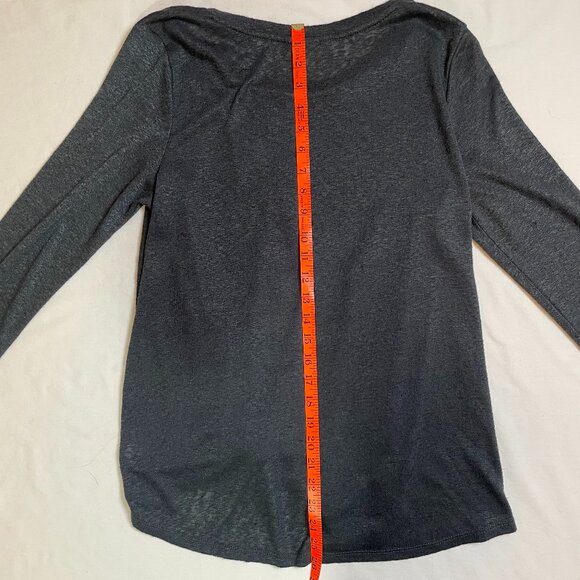 Bobeau Top Twist Front Hem Long Sleeve Lightweight Heathered Dark Gray Size M - Picture 7 of 13